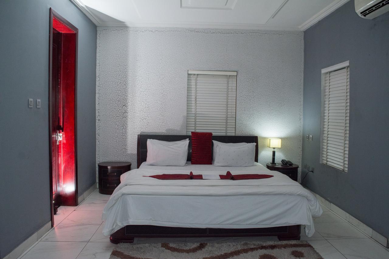 The Crib Lifestyle Hotel Порт-Харкорт Экстерьер фото